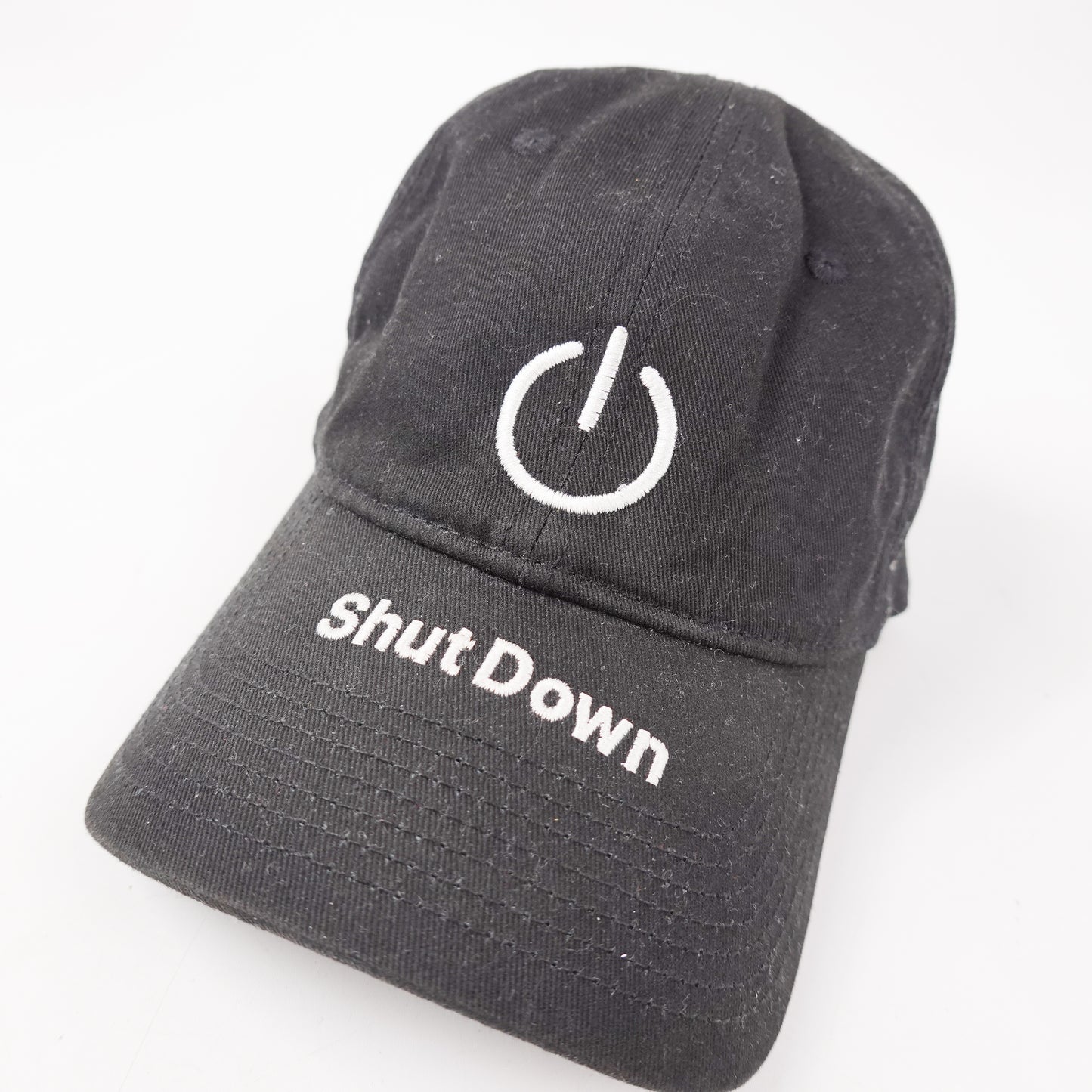 Vetements Shut Down Hat