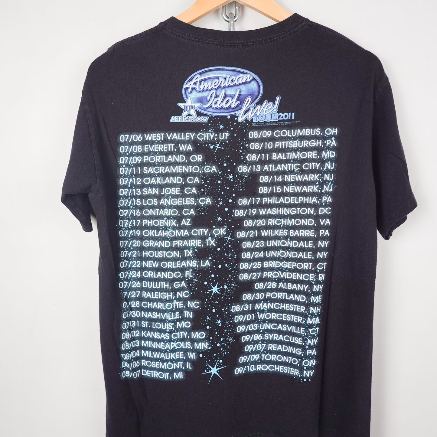 2011 American Idol Tour Tee - Size M