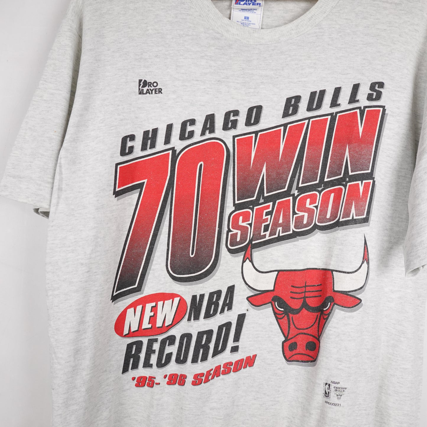 1996 Bulls 70 Wins Tee - Size L