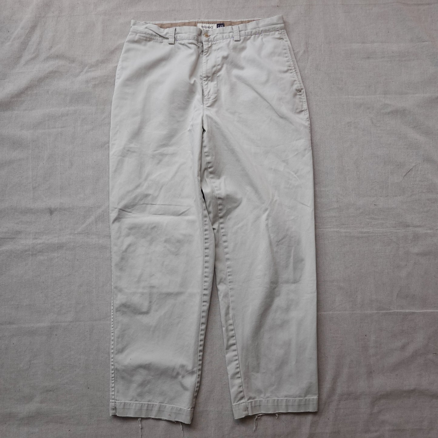 2001 Gap Chino Pant - Size 33