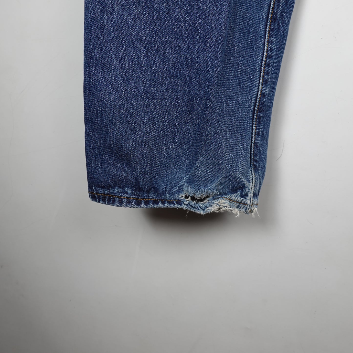Levi's 501 Jeans - Size 35