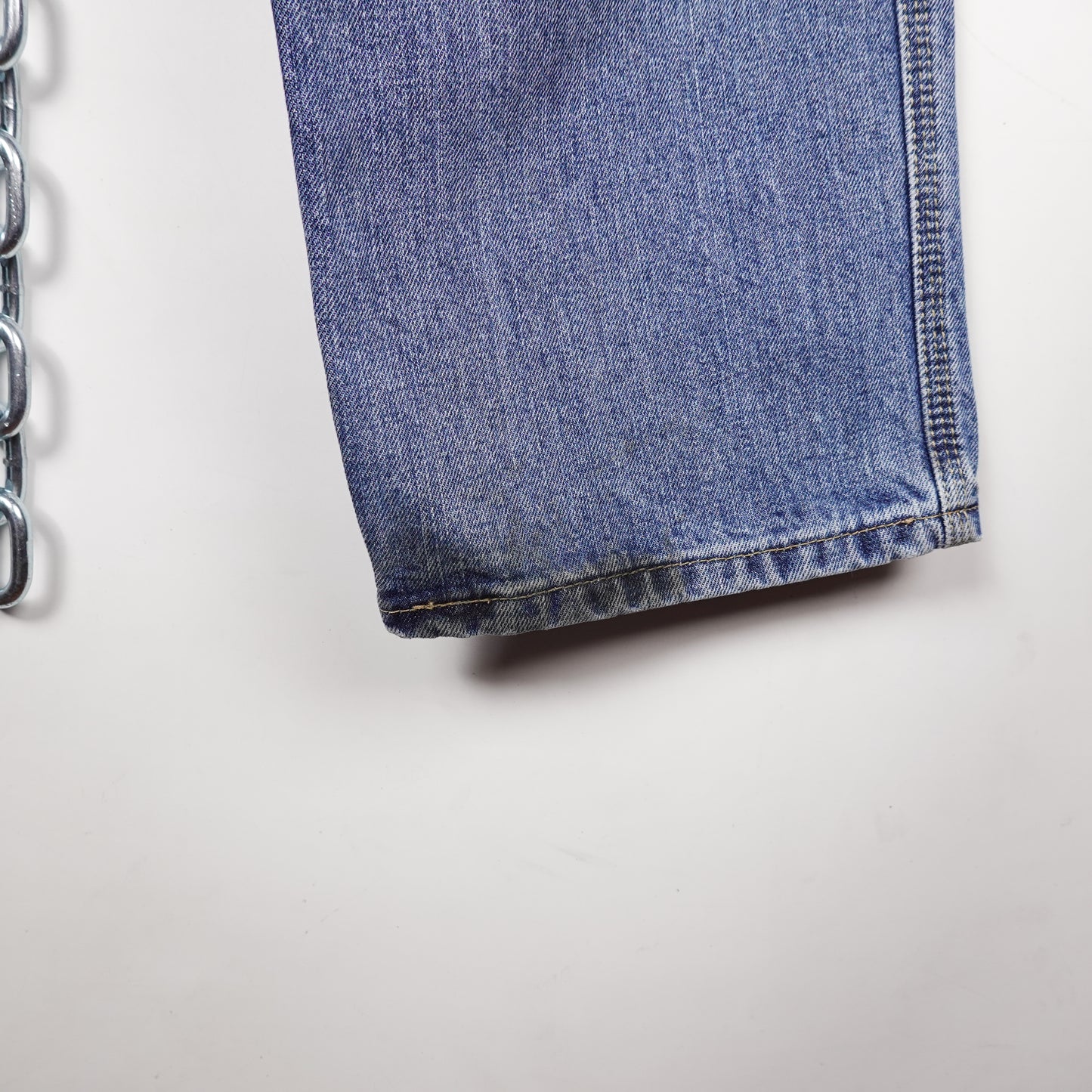 Vintage Levi's 550 Relaxed Fit Denim - Size 36