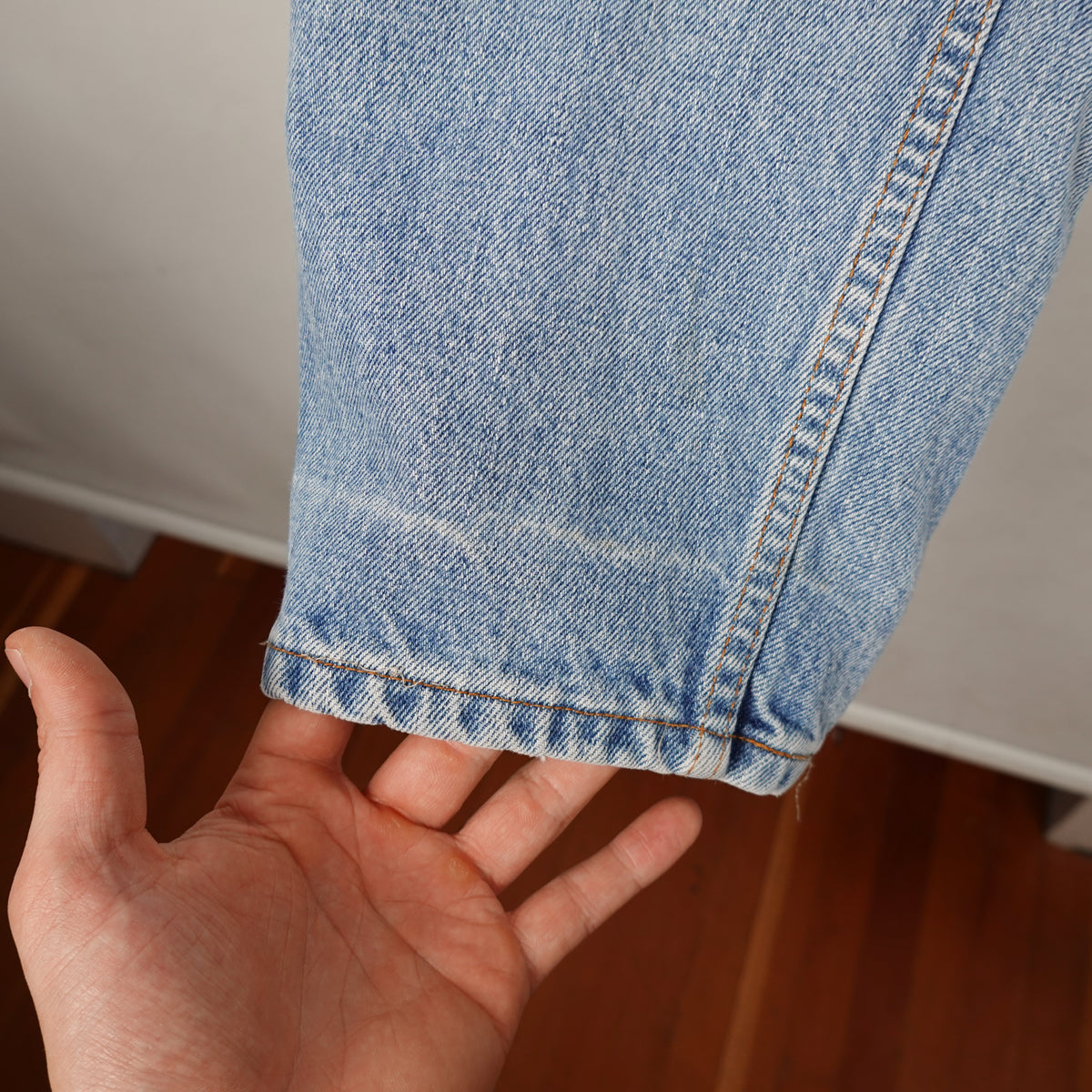 Vintage Levis 550 Jeans - Size 36