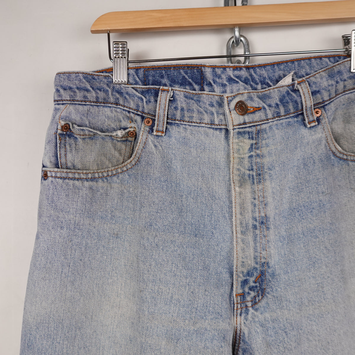 Vintage Levis 550 Jeans - Size 36