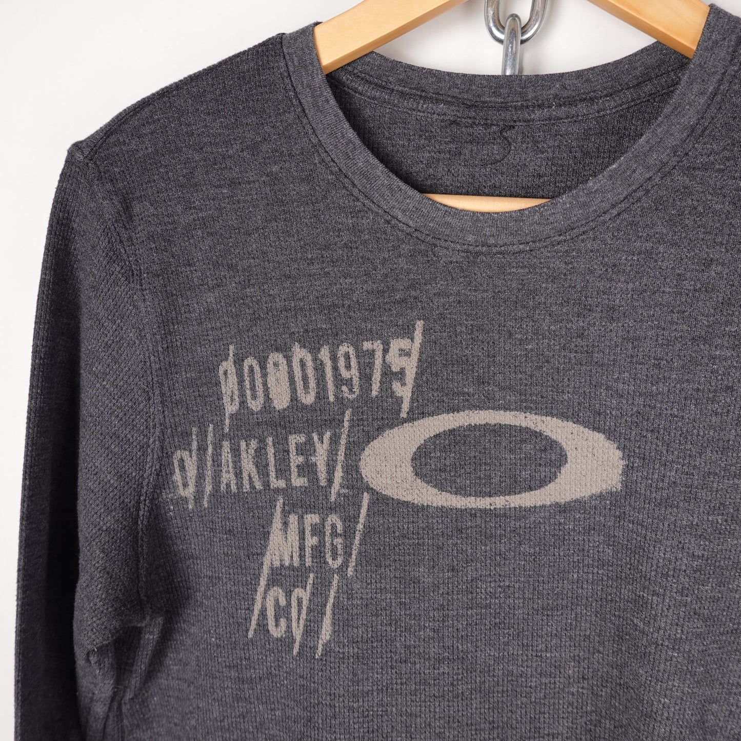 Y2K Oakley Thermal Long Sleeve - Size M