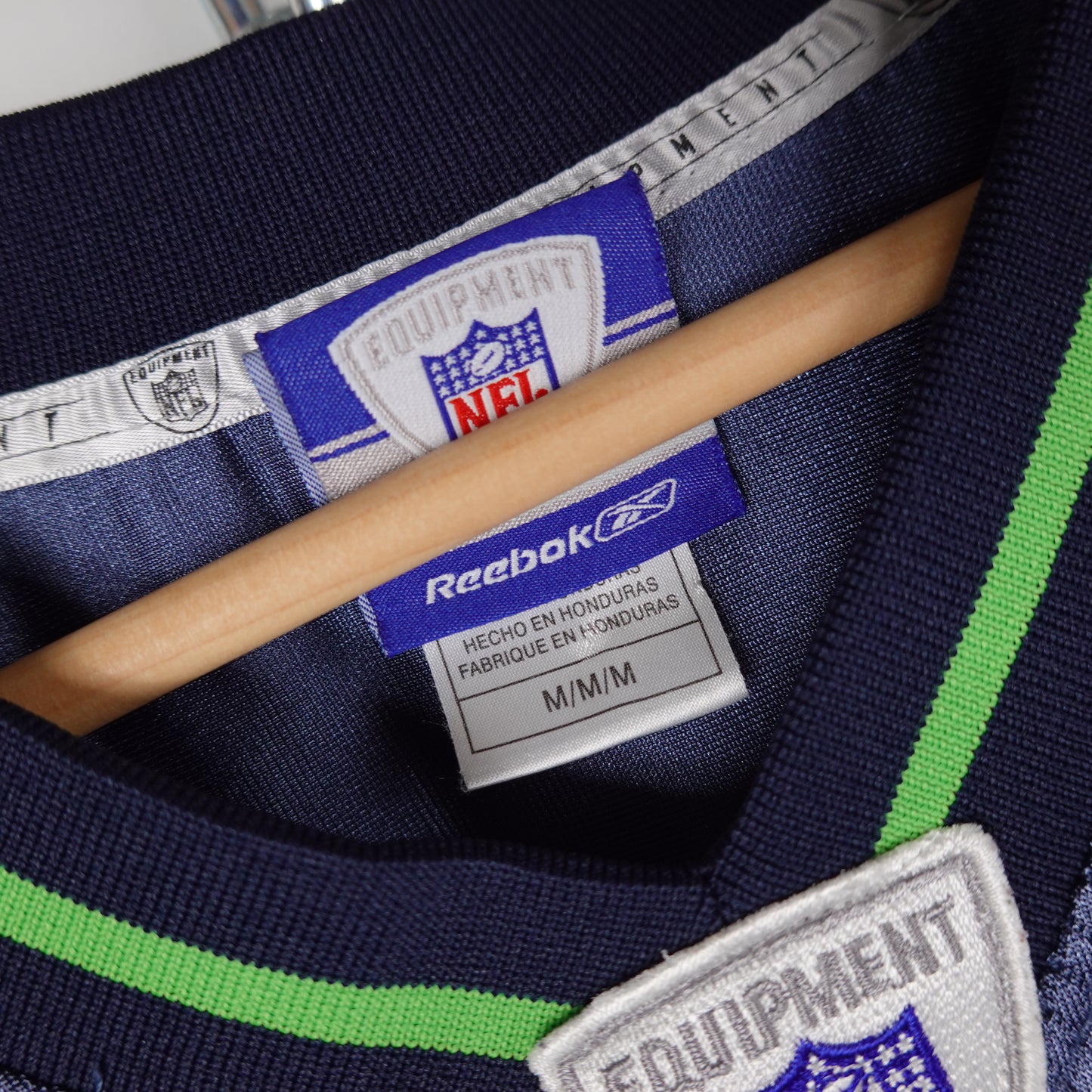 Tatupu Seahawks Jersey - Size M