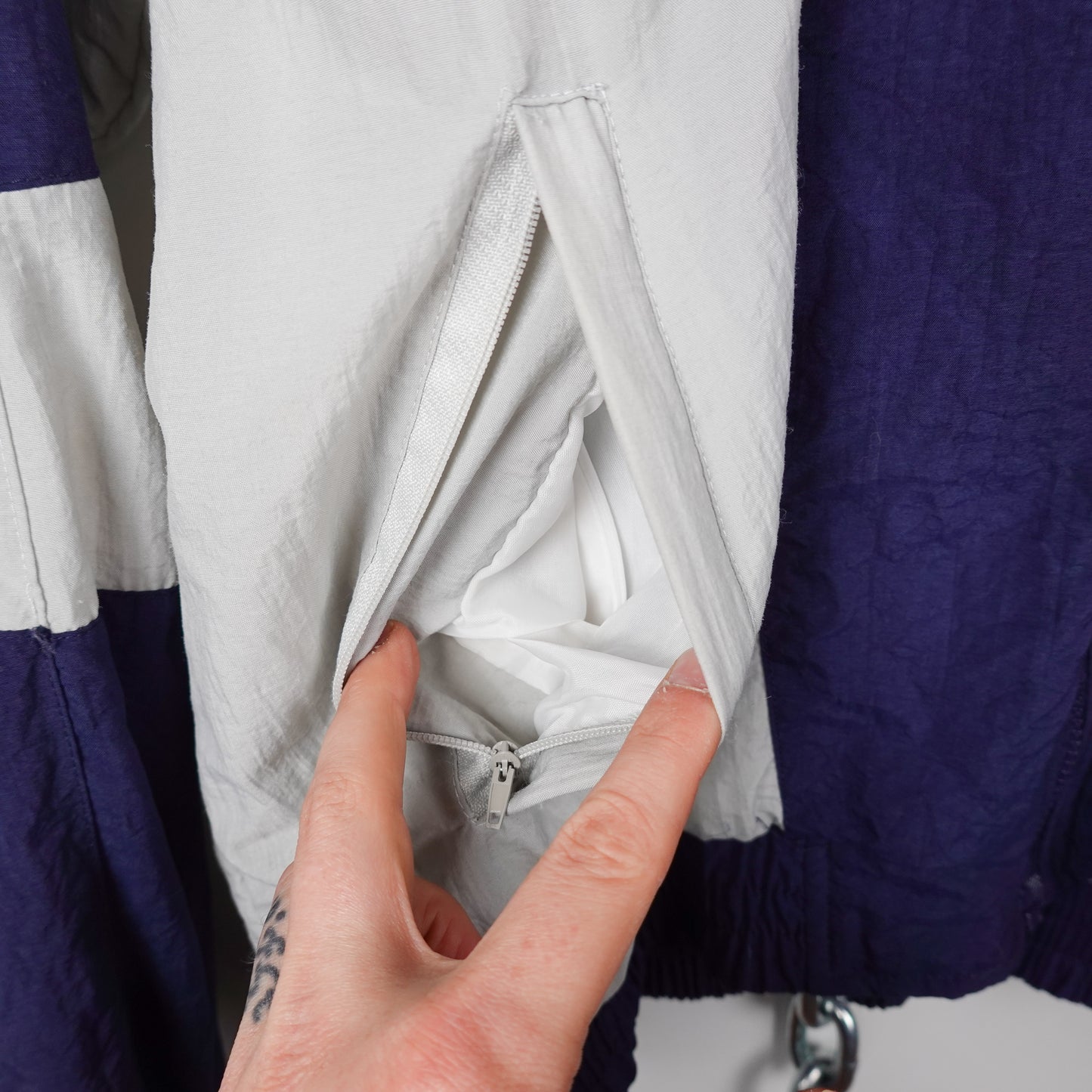 Vintage Maple Leafs Windbreaker - Size XL