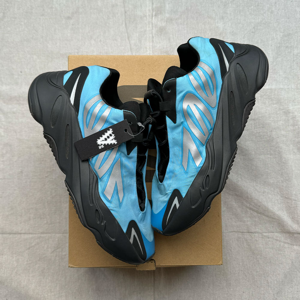 Yeezy 700 MNVN 'Bright Cyan' - Size 9.5