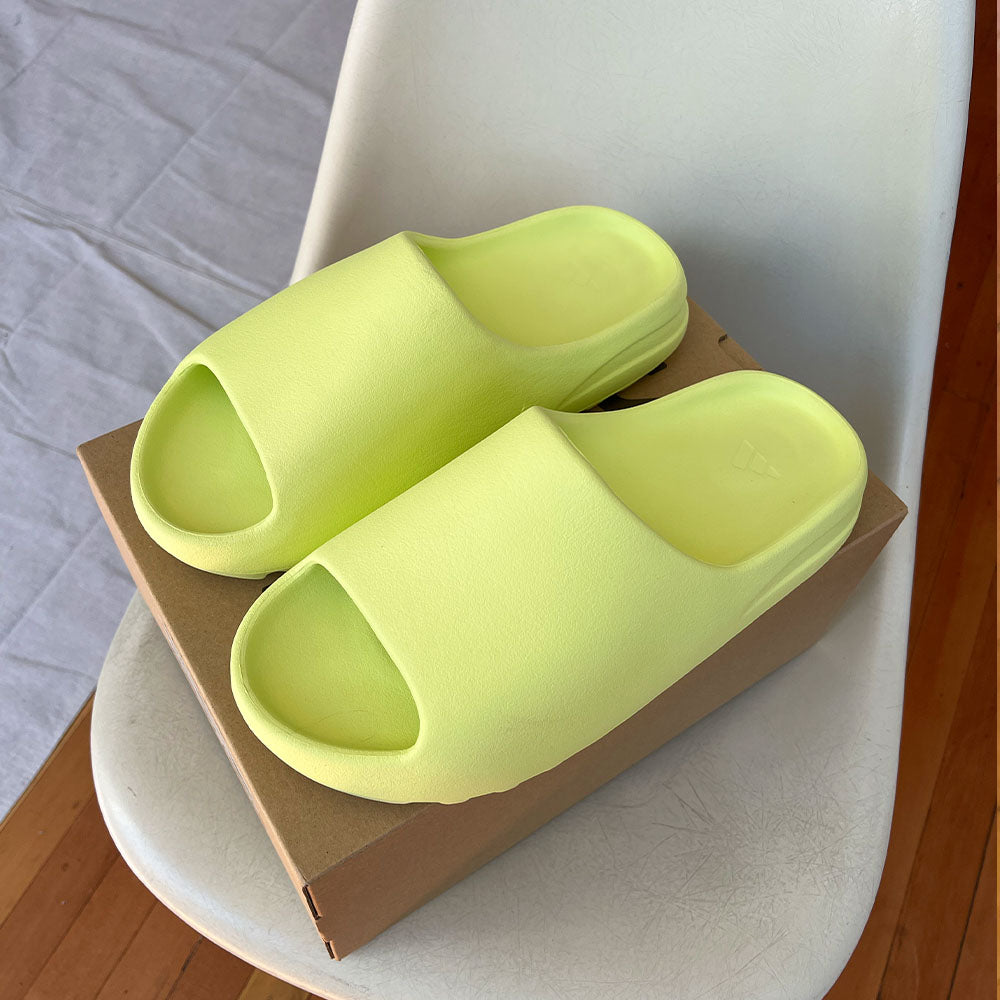 Yeezy Slides Green Glow - Size 11